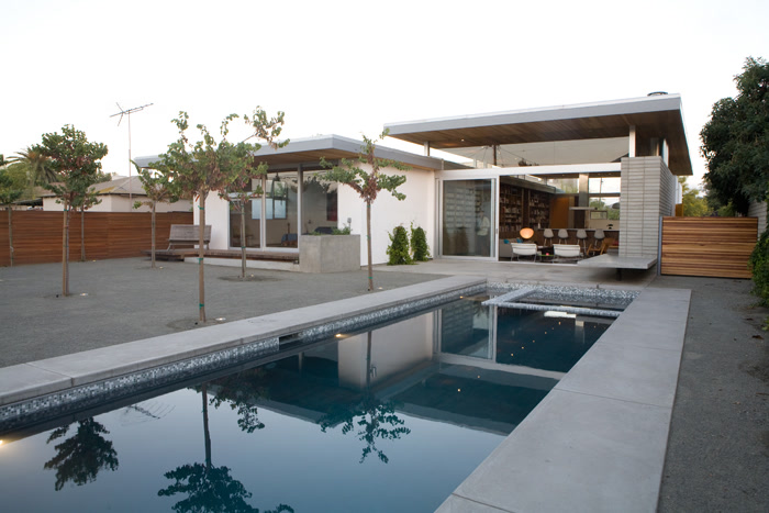 1321 Appleton Way, image 5 of 8