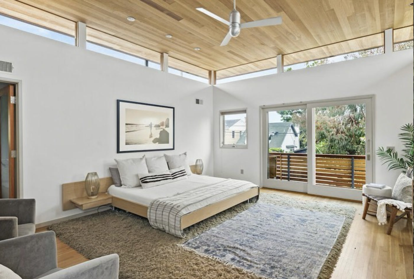 838 Palms Boulevard, image 2 of 5