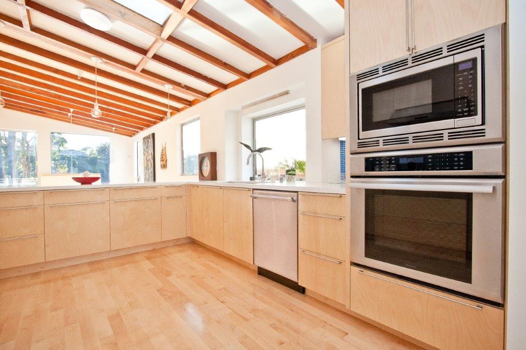 559 Radcliffe Drive, image 13 of 56