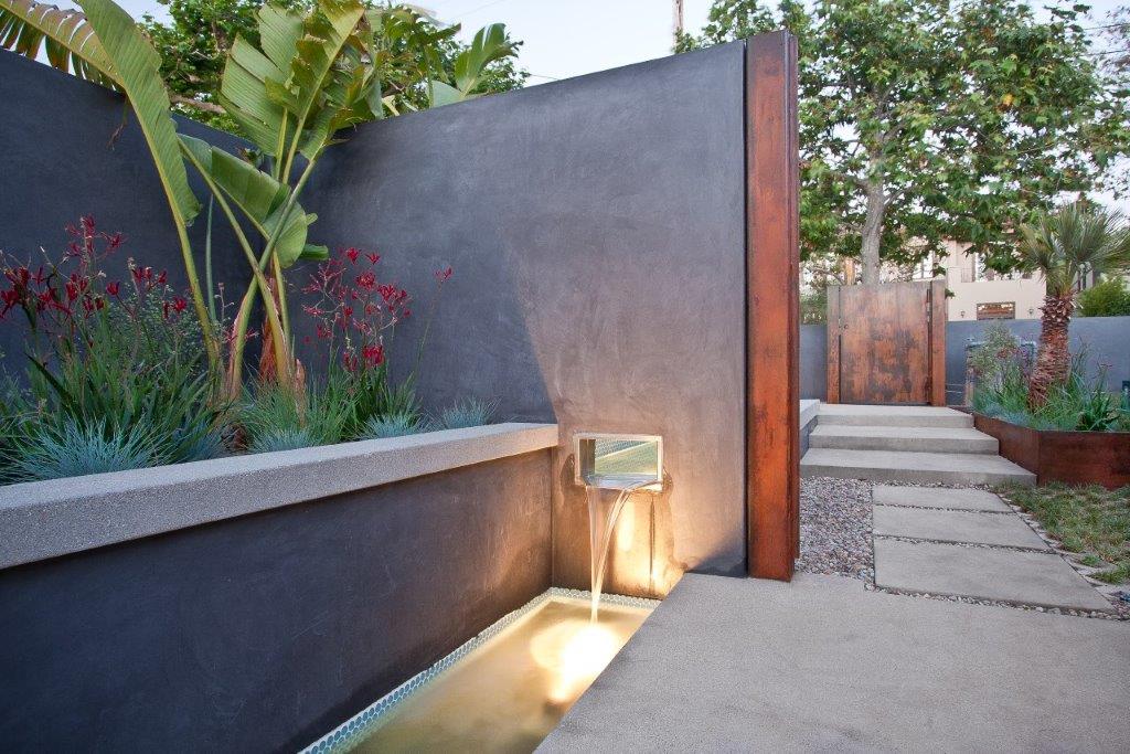 559 Radcliffe Drive, image 5 of 8