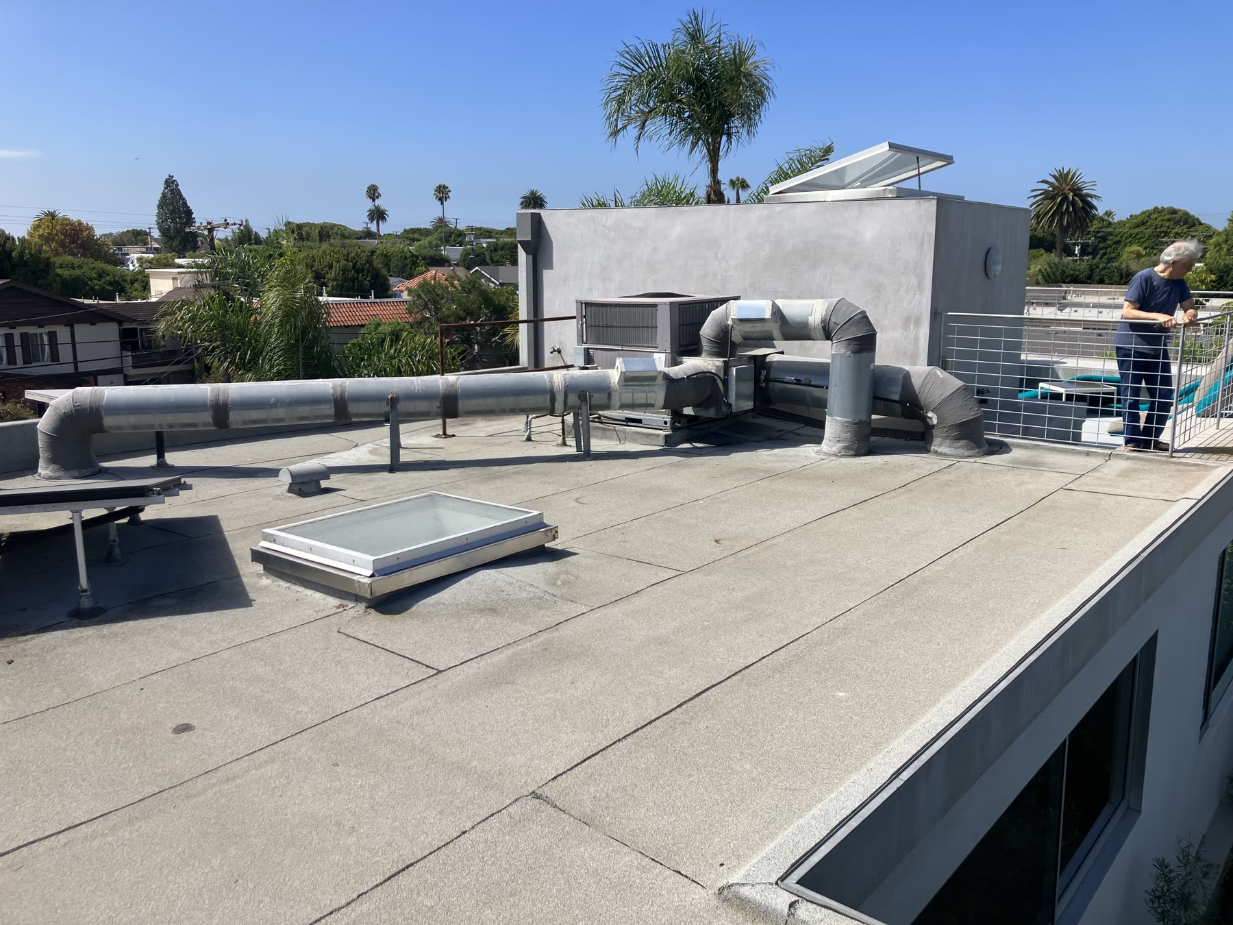 2724 6th Street, image 7 of 8