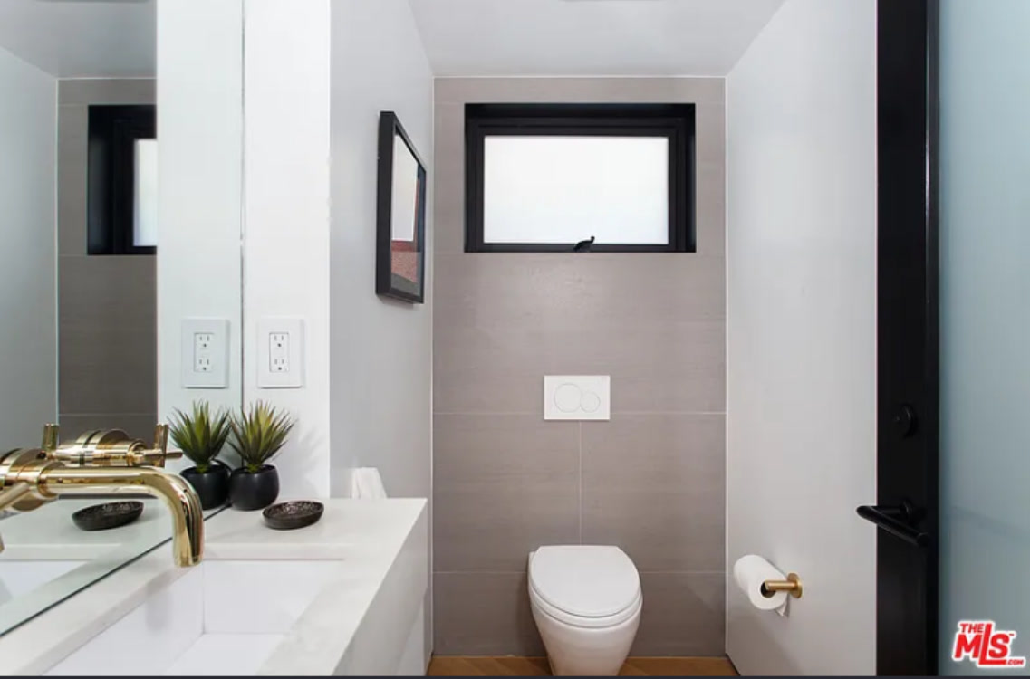 303 Windward Avenue, image 14 of 22