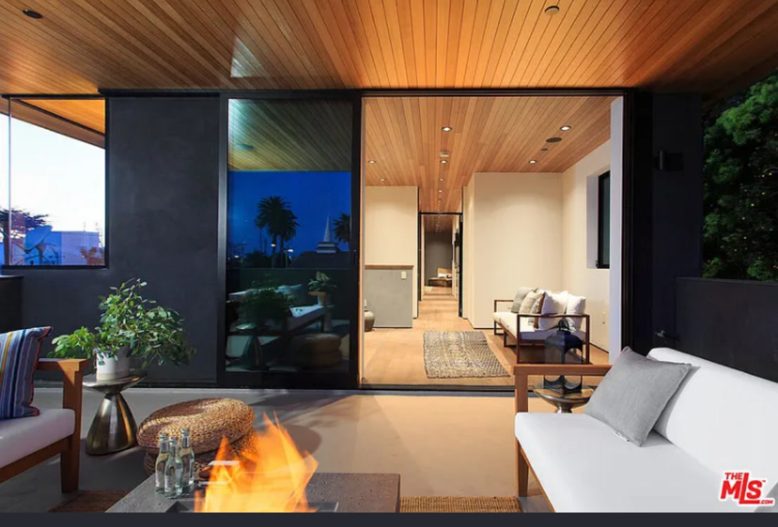 303 Windward Avenue, image 2 of 8